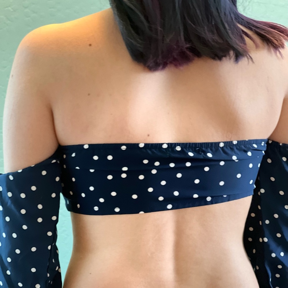 Size small - Picture 4 of 4